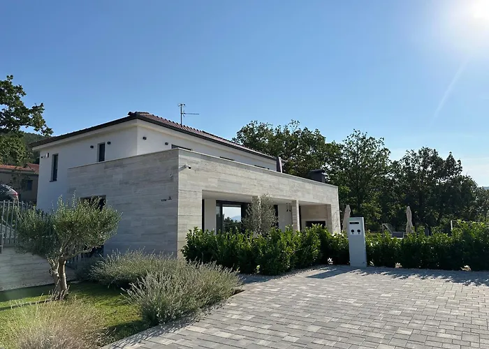Vitrenik, Cista Velika, Makarska-imotski בית נופש
